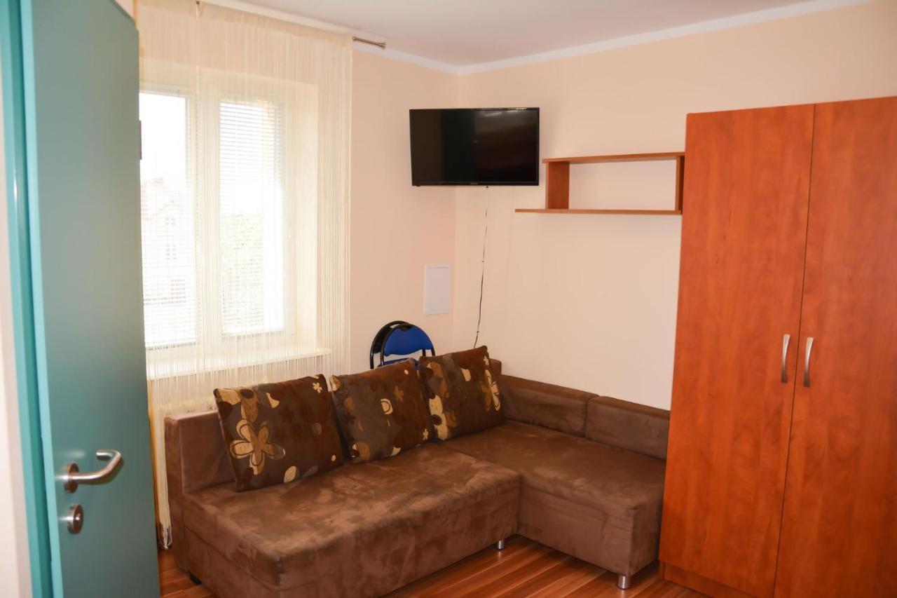U Gosa Apartment อุสตรอเนียมอร์สเกีย ภายนอก รูปภาพ