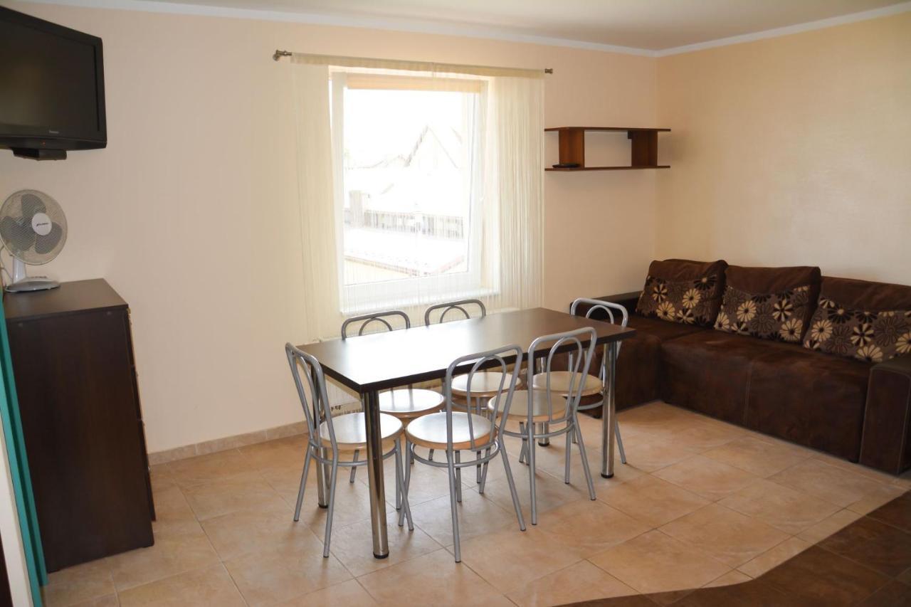 U Gosa Apartment อุสตรอเนียมอร์สเกีย ภายนอก รูปภาพ